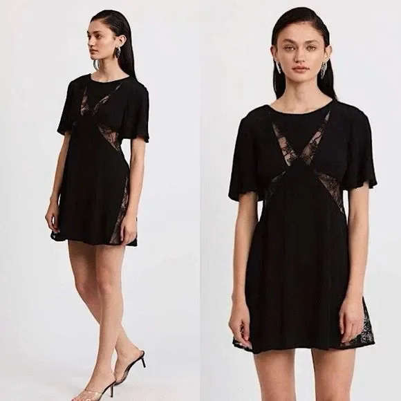 THIRD FORM LOOK IN LACE T DRESS - Picture 1 of 6